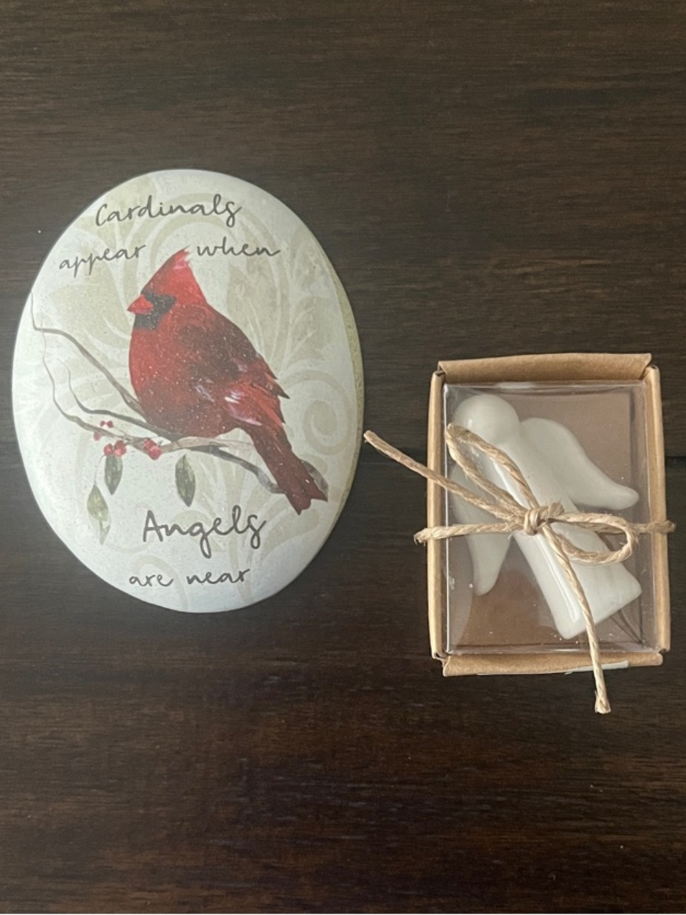 Mud pie: White Pocket Angel and Ganz cardinal stone